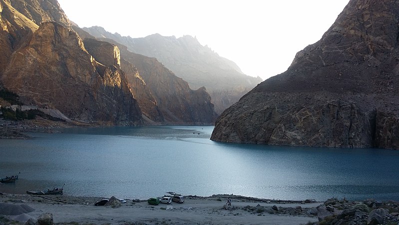 File:Attabad Lake View 03.jpg