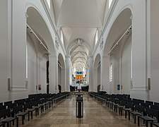 Augustinerkirche, Würzburg, Nave 20150814 1.jpg