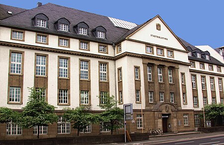 Aussenansicht Wissenschaftliche Stadtbibliothek Mainz 2006