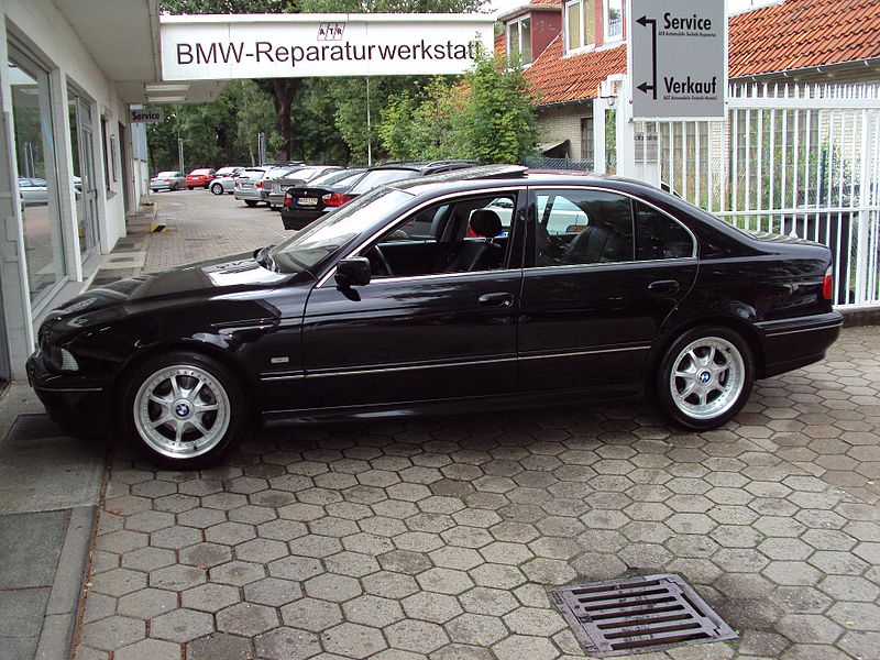 File:BMW 525I (4960757263).jpg