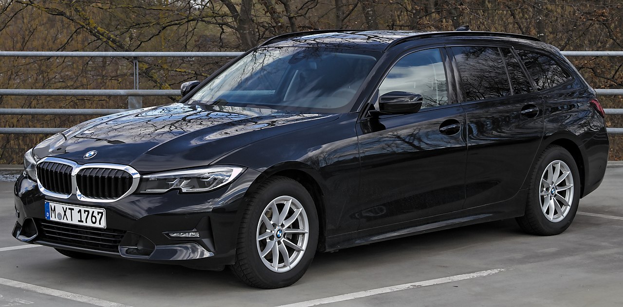 File:BMW G21 at IAA 2019 IMG 0704.jpg - Wikimedia Commons