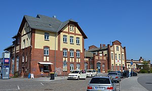 Bahnhof Burg2015.jpg 