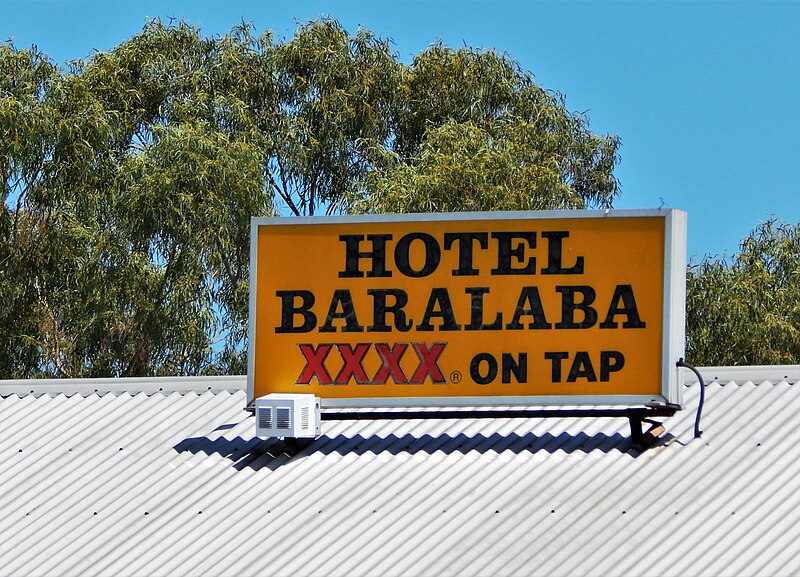 File:Baralaba Hotel sign October 2014.jpg