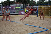 Deutsch: Beachhandball bei den Olympischen Jugendspielen 2018; Tag 5, 10. November 2018; Mädchen, Hauptrunde - Ungarn-Paraguay 2:0 English: Beach handball at the 2018 Summer Youth Olympics at 11 October 2018 – Girls Main Round – Hungary-Paraguay 2:0