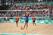 Deutsch: Beachvolleyball bei den Olympischen Jugendspielen 2018; Tag 11, 17. Oktober 2018; Jungen,Finale – Niederlande (Matthew Immers/Yorick de Groot)-Schweden (David Åhman/Jonatan Hellvig) 0:2 (20–22/15–21) English: Beach volleyball at the 2018 Summer Youth Olympics at 17 October 2018 – Final – Netherlands (Matthew Immers/Yorick de Groot)-Sweden (David Åhman/Jonatan Hellvig) 0:2 (20–22/15–21)