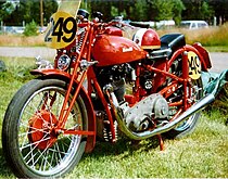 De Monoalbero Sport 500cc-racer uit 1935 werd geen succes, maar zijn techniek werd wel in straatmodellen als de 4 TN gebruikt