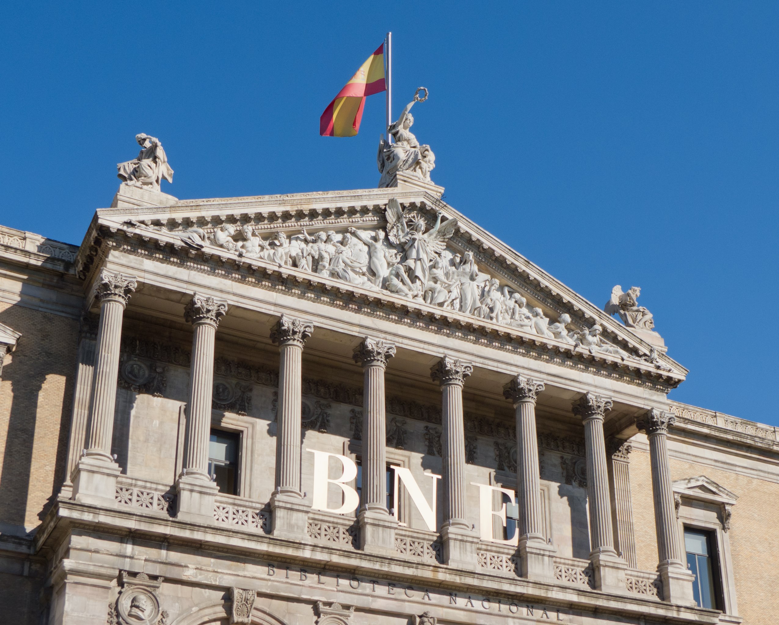 Dónde está el edificio más alto de españa