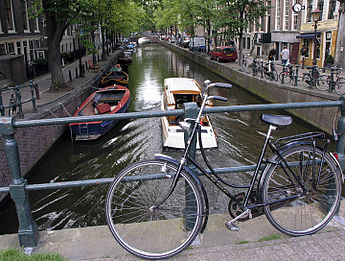 BikesInAmsterdam 2004 SeanMcClean.jpg