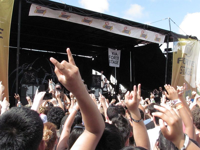 File:Black Veil Brides Warped Tour 2013 7.jpg