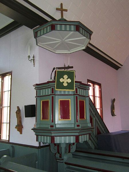 File:Brändö church pulpit.jpg