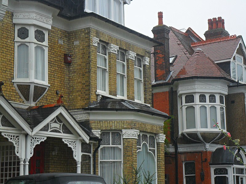 File:Bridgefield Road Sutton Surrey Greater London.JPG