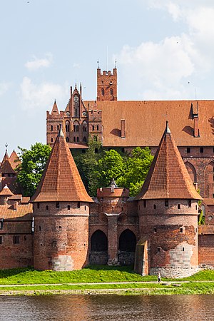 Malbork: Prahistorio, Historio, La kastelo Marienburg