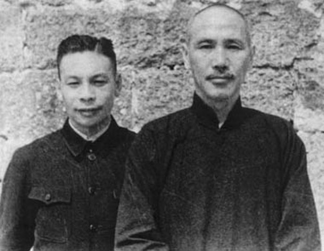 Chiang Ching-kuo with his father Chiang Kai-shek (1930s)