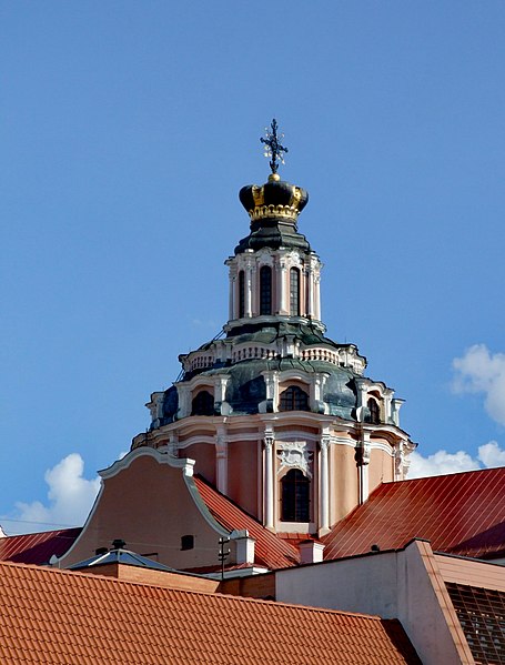File:Church of St. Casimir in Vilnius (Wilno) - crown.JPG