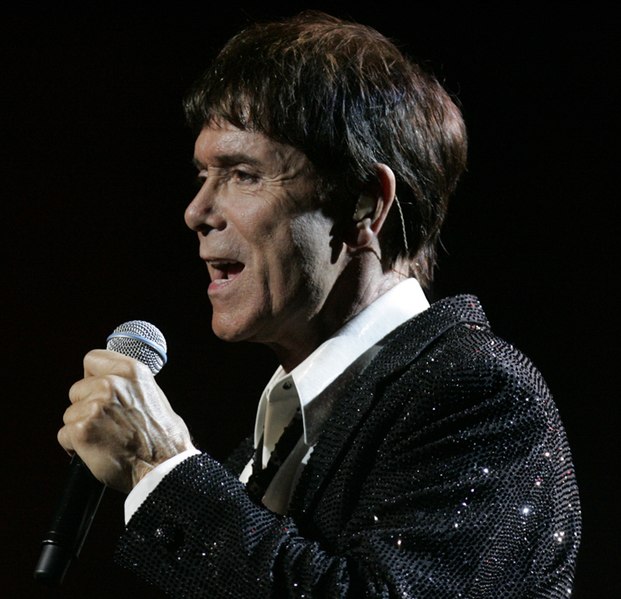 File:Cliff Richard (8454760629) cropped.jpg