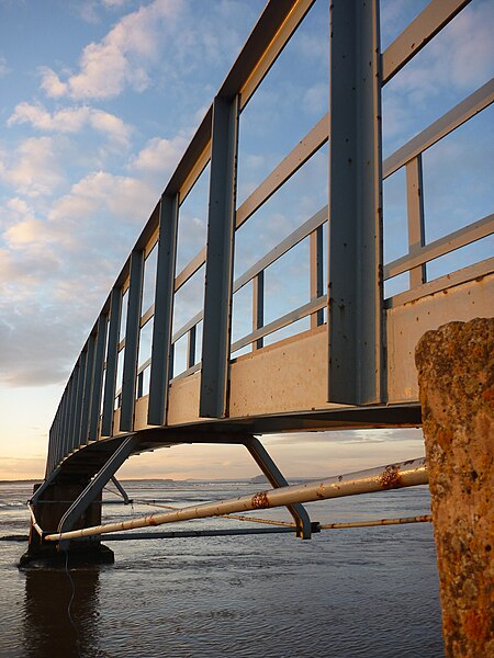 File:Coastal East Lothian , Steel and Sky at Belhaven - geograph.org.uk - 3182847.jpg