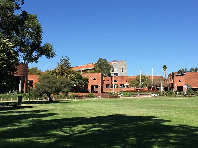 Curtin University - Wikipedia