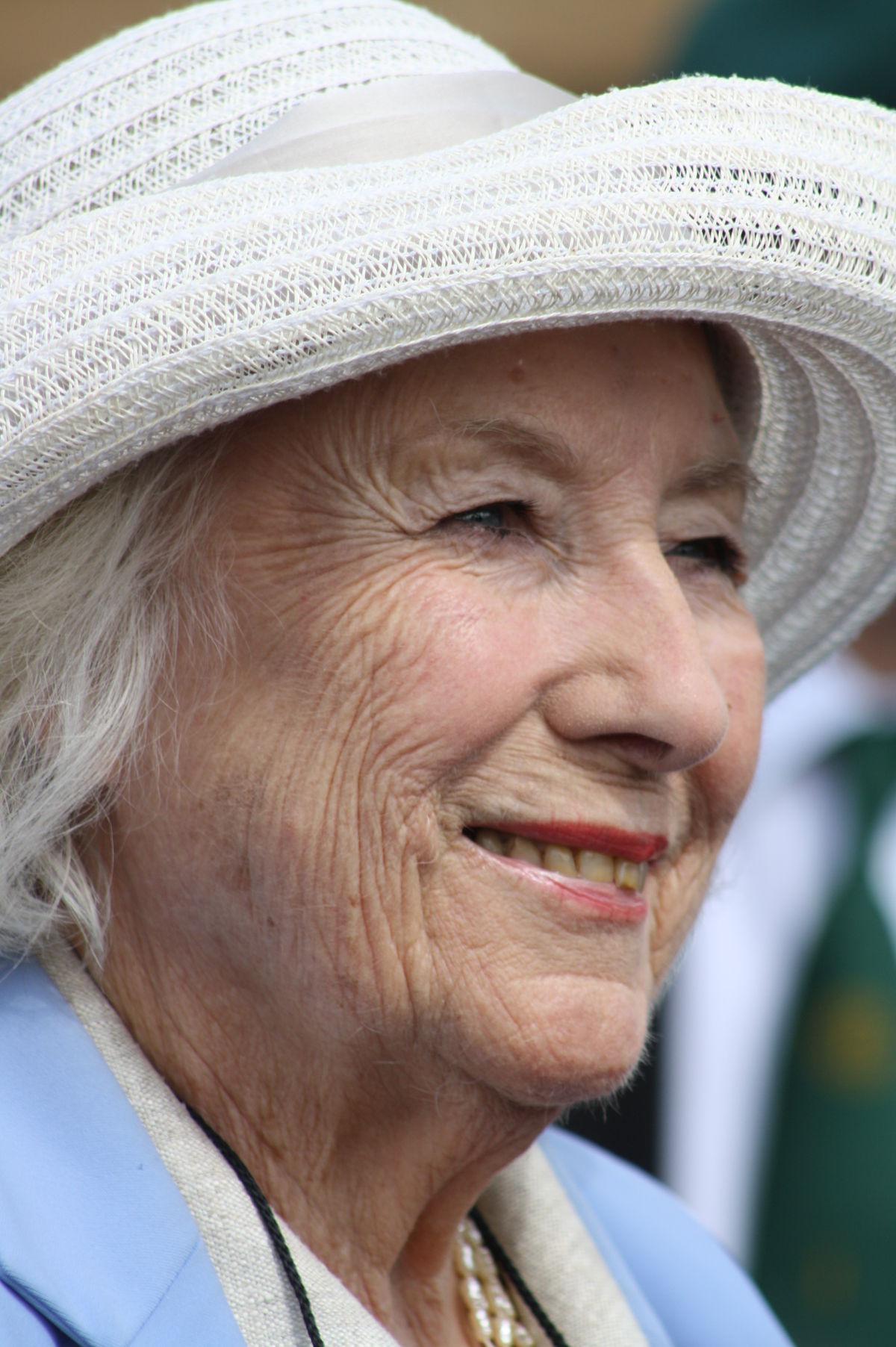 1200px Dame Vera Lynn