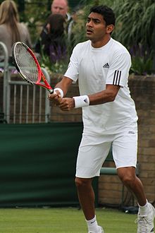 Divij Sharan playing at Wimbledon in 2013 Divij Sharan WM13.JPG