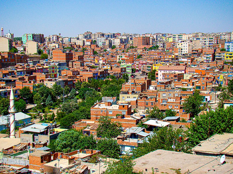 File:Diyarbakir West August 2009.jpg