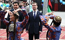 Dmitry Medvedev en Turkmenistán Diciembre de 2009-1.jpg