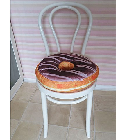 437px-Donut_Pillow_1.jpg (437×480)