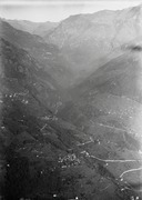 ETH-BIB-Mondacce, Reggia-Contra, Gordemo, Val Verzasca-Inlandflüge-LBS MH01-001334.tif