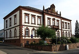 Hochschule Für Finanzen Rheinland-Pfalz: Lage und Räumlichkeiten, Geschichte, Studiumsverlauf