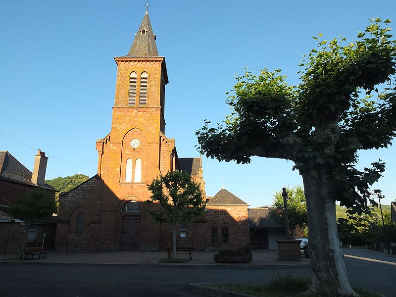 File:Eglise de Saint-Christophe-Vallon.jpg