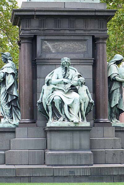 File:Ferenc Deák by Adolf Huszár and Albert Schickedanz (1887), detail, Budapest statue (15847631839).jpg