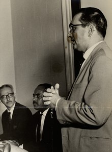 Florestan Fernandes em conferência no Museu de Belas Artes (1964).tif