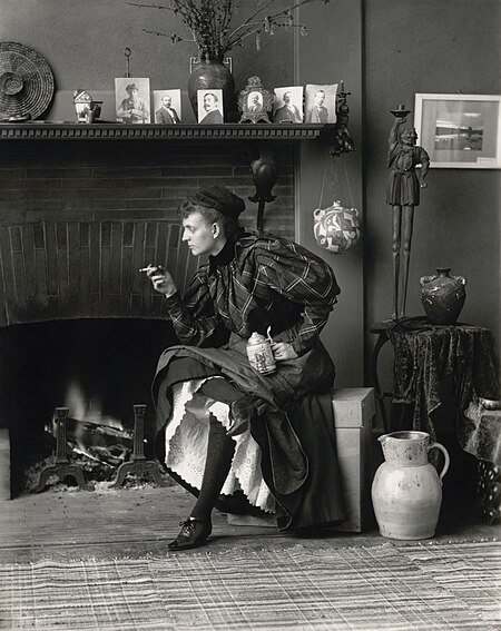 Frances Benjamin Johnston, Self-Portrait (as "New Woman"), 1896.jpg