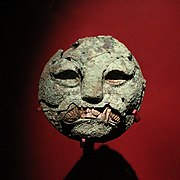 Funerary mask, Sipán 01.jpg