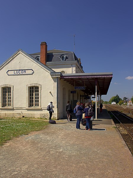 File:Gare de Luçon (Vendée).jpg