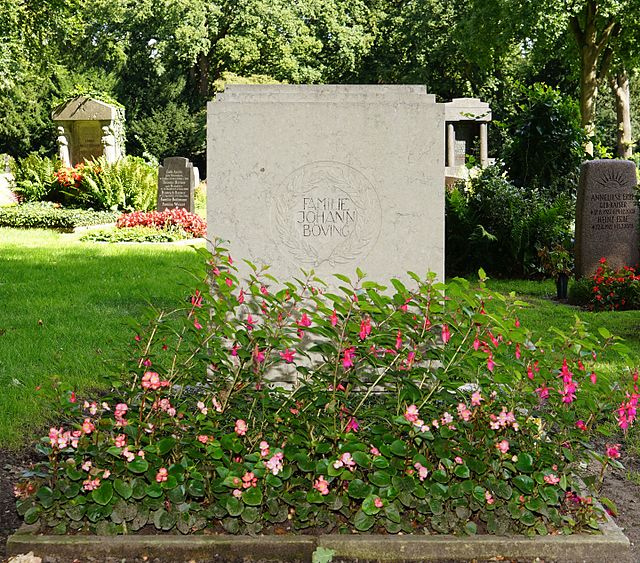 Grabmal Böving in Bremen, Riensberger Friedhof Y 79b