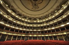 Gran Teatro de la Habana interior 2.jpg