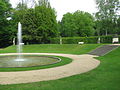 Zwei Treppenanlagen und Brunnenring im Park (Einzeldenkmal zu ID-Nr. 09288639)