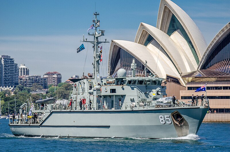 File:HMAS Gascoyne (M 85).jpg