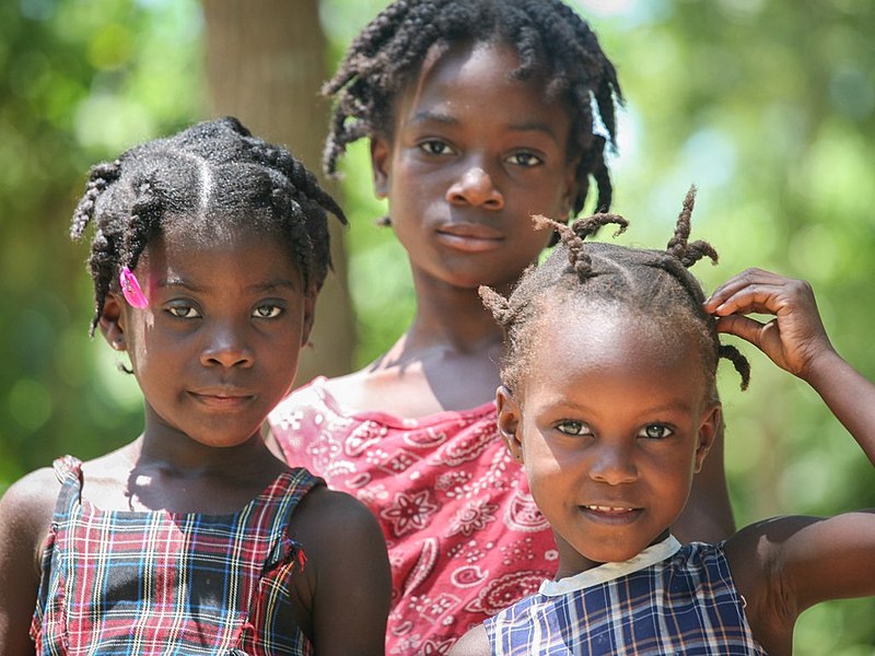 File:Haitian girls.jpg