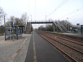 Halte ferroviaire d'Etriché-Châteauneuf.JPG