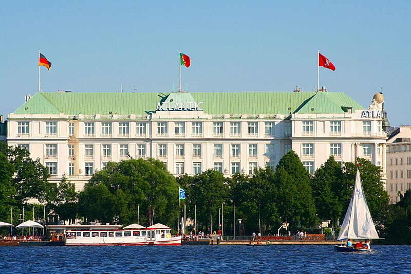 File:Hotel Atlantic Kempinski Hamburg.jpg