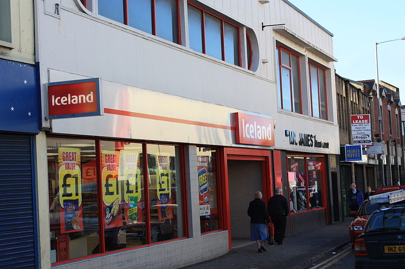 File:Iceland store, Strabane, January 2010.JPG