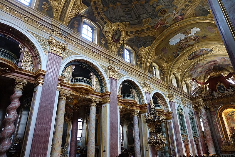 File:Interior of Jesuit Church, Vienna (10).jpg