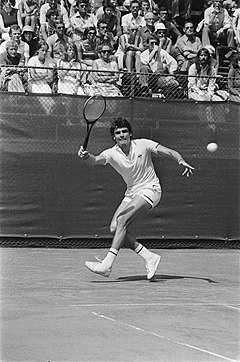 Victor Pecci won the tournament in 1984 when he was 15th in the ATP rankings. Internationale tennistoernooi Melkhuisje in Hilversum Pecei in actie (tegen San, Bestanddeelnr 929-2645.jpg