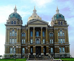 North side view of Capitol building IowaStateCapNorthView.jpg