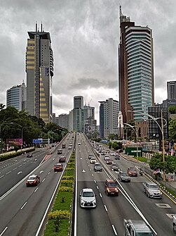 Jalan Tun Razak (formerly Jalan Pekeliling) near National Library of Malaysia. Jalan Tun Razak, Kuala Lumpur 20230828 151721.jpg