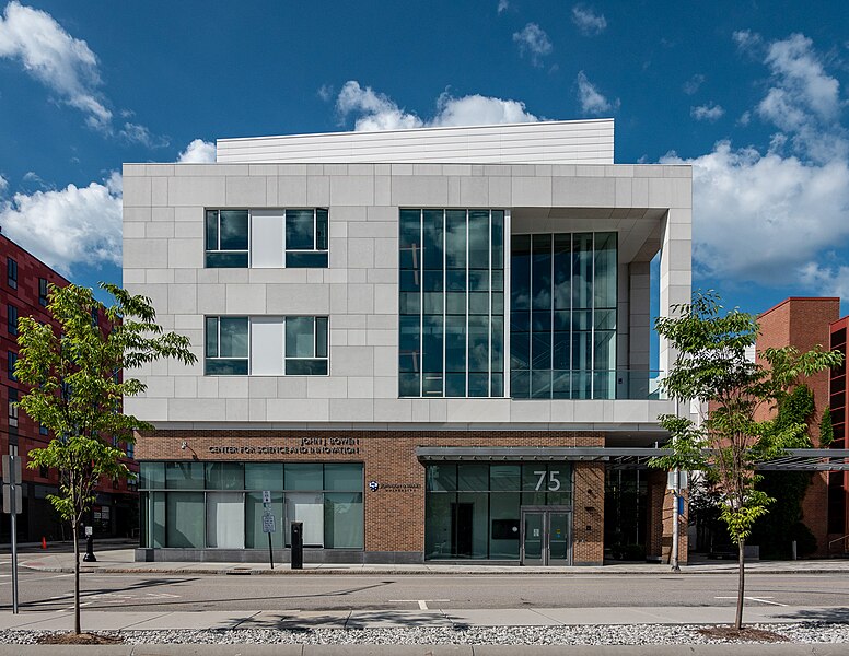 File:Johnson & Wales University, Center for Science and Innovation, Chestnut St side.jpg