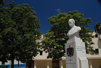 Buste van José Martí in Regla, overzijde van de baai in Havana