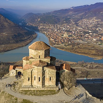 File:Jvari Monastery in winter.jpg