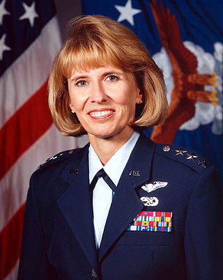 <span class="mw-page-title-main">Leslie F. Kenne</span> US Air Force general